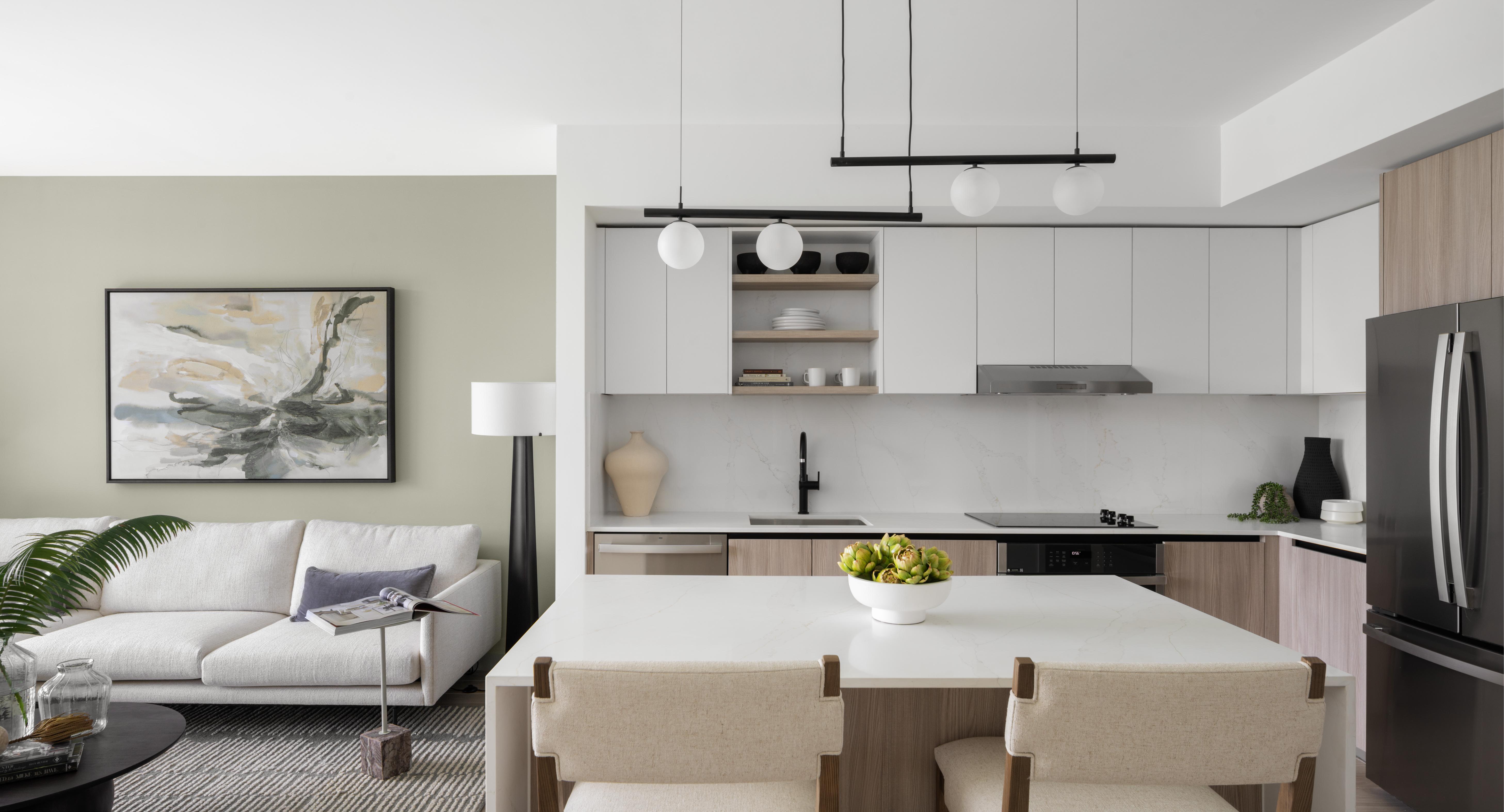 Avara residences feature condominium level finishes and Miami and bay views.